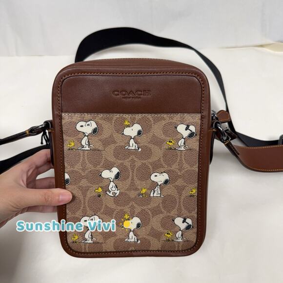 Coach X CBK48 Peanuts Sullivan Crossbody Bag Signature Canvas With Snoopy Print - Picture 2 of 6